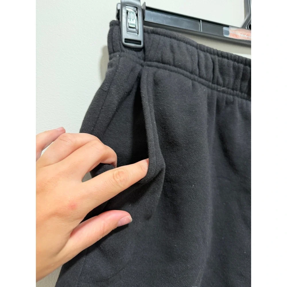 North Face Pull On Short Black Athleisure Casual Women Size Large